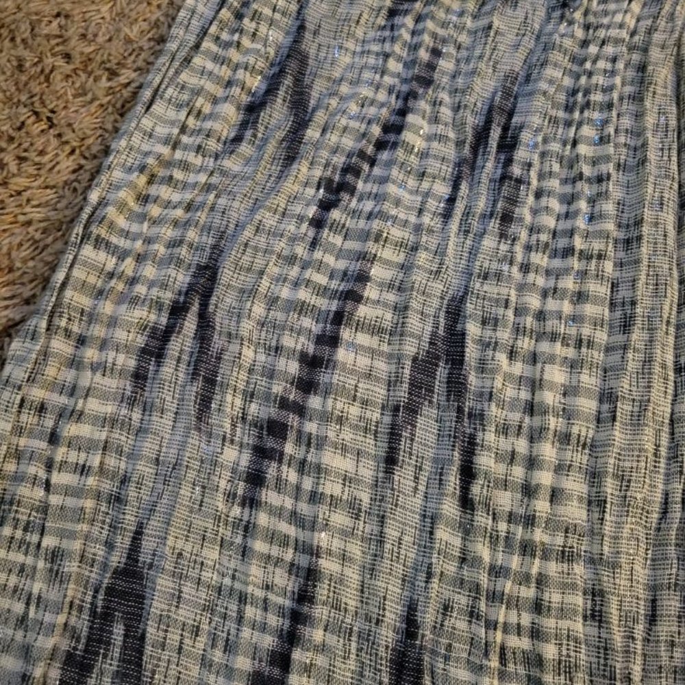 Scarf - Picture 4 of 4